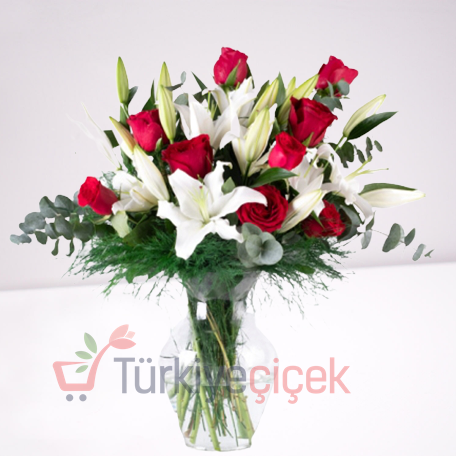  RED WHITE LILIUM ARRANGEMENT