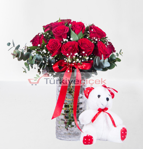 12 RED ROSES AND TEDDY BEARS